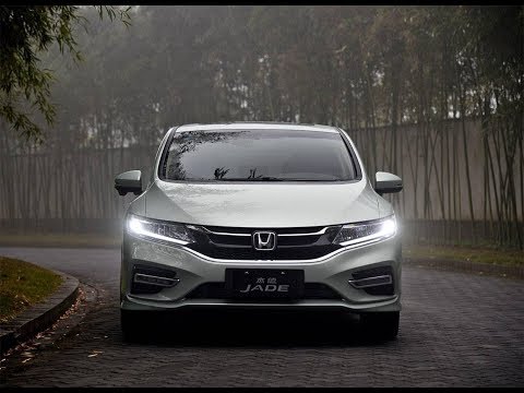 Видео: Honda Jade RS 2015 года - Такого минивэна, вы ещё не видели!