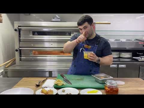 Видео: Постный салат с маринованными грибами