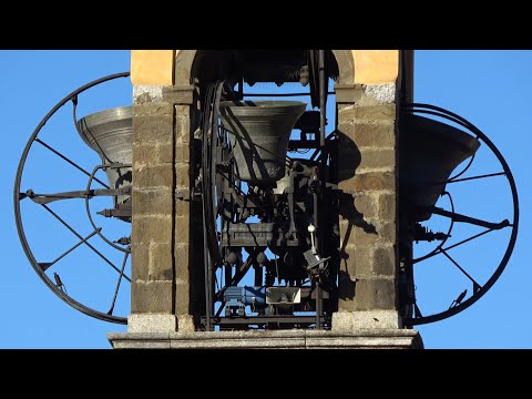 Видео: Великолепные колокола Навы снова звонят в традиционной манере