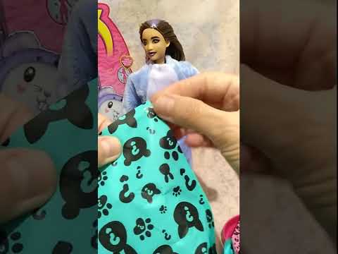 Видео: Болталочка и распаковка куклы Barbie Кьюти Ревил  кролика в костюме коалы