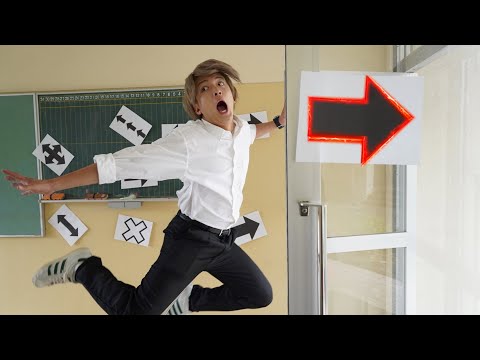Видео: Школа вдруг превратилась в лабиринт.