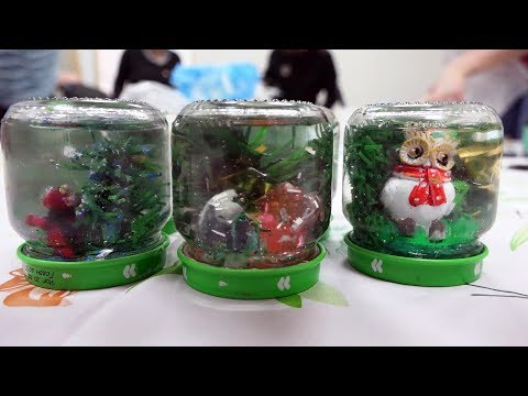 Видео: Снежные шары из баночек. Композиция с падающим снегом. Мастер-класс для волонтеров