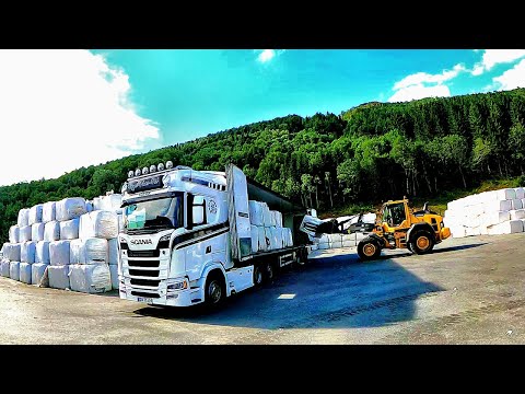 Видео: 30 тонн груза на Скании V8! Процесс загрузки мусором!
