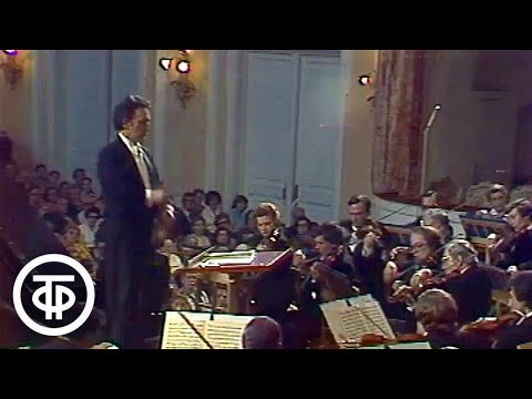 Видео: Рахманинов. Рапсодия на тему Паганини. Солист Михаил Плетнев, дирижер Юрий Темирканов (1983)