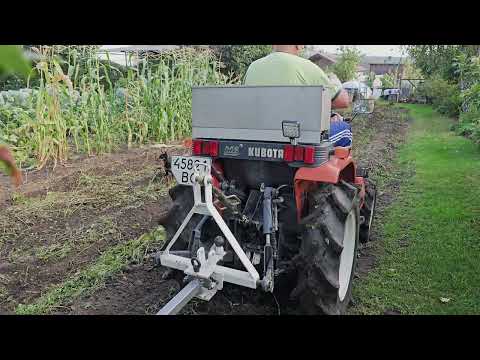 Видео: 🚜 Готую город до копання картоплі. Випробував граблі до трактора. #bazotto 