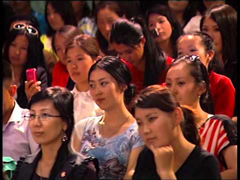 Видео: Максат Жангазиев- Поезия кече "Журок уну"