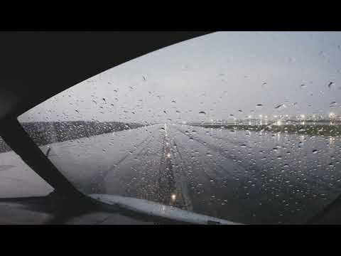 Видео: A320 Departure in bad weather with ATC  Domodedovo Airport . Взлет A320 в СМУ Москва Домодедово.