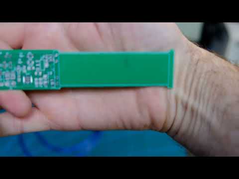 Видео: Простая схема магнитометра