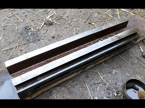 Видео: Ржавий вхлам стіл фрезера НГФ - металолом чи нє?