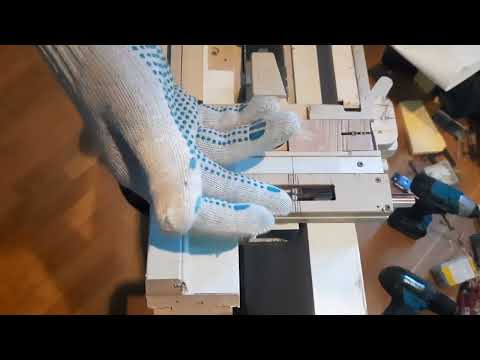 Видео: Шаблон для круговой врезки фурнитуры с датчиками толщины полотна и глубины четверти короба.