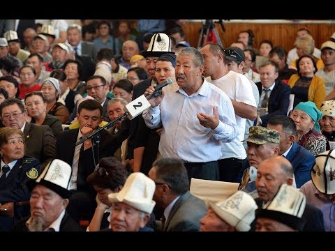 Видео: Сооронбай Жээнбеков Ак-Талаа районунун жашоочулары менен жолугушту