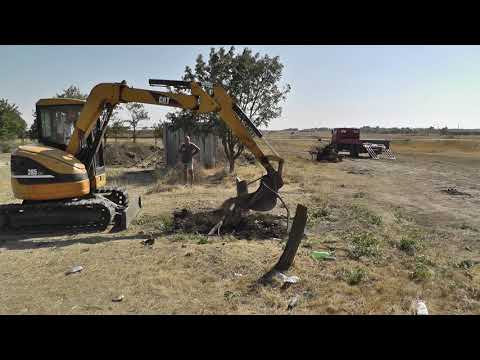 Видео: Ленточный фундамент мини экскаватором.