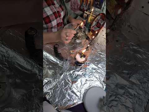 Видео: Чистка домашних животных от перетяга с нас болезней, негативной энергии.