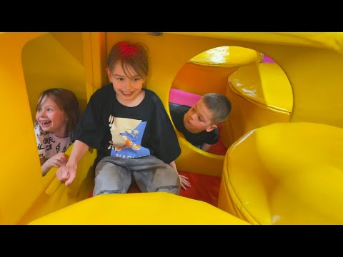 Видео: День рождение Феди в Джоки Джой