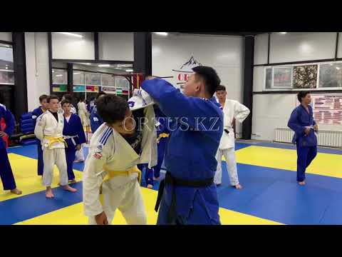 Видео: Judo Uchi Mata, дзюдо - подхват под одну ногу. ORTUS.KZ дзюдо в Нур Султане (Астана)