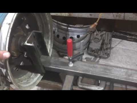 Видео: (ч 8) ступицы от классики на вездеход Строительство гусеничного ВЕЗДЕХОДА