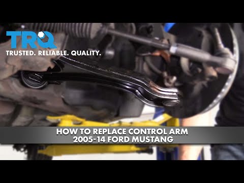 Видео: Как заменить рычаг подвески Ford Mustang 2005–14 годов