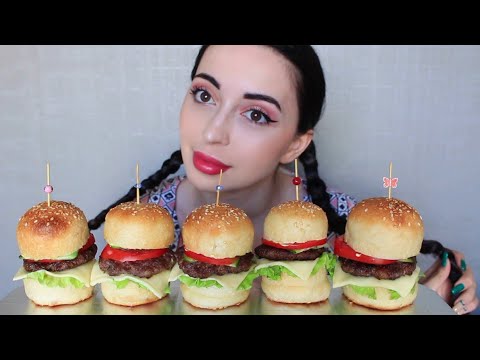 Видео: ОПЯТЬ ОТКИНУЛА КОПЫТА ЗАРЯДКА 🔌/ Mukbang Ayka Emilly