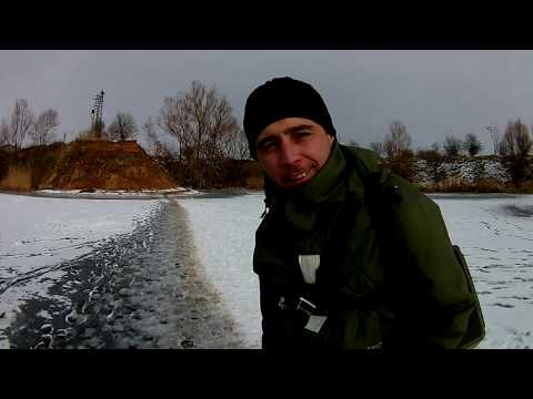 Видео: Риболов на лед на Враждебна