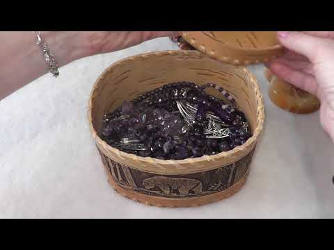 Видео: МОЯ КОЛЛЕКЦИЯ  БУС И КОЛЬЕ ИЗ НАТУРАЛЬНЫХ КАМНЕЙ ( ЯШМА , АГАТ , АМЕТИСТ )