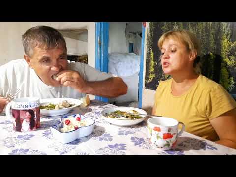 Видео: Мукбанг - ЗАПЕЧЁННАЯ КУРОЧКА С ФАСОЛЬЮ .