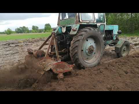 Видео: Юмз 6 фрезерує болотною фрезою, часів СССР