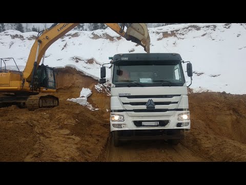 Видео: Обзор кабины HOWO 2019. Китайский самосвал.