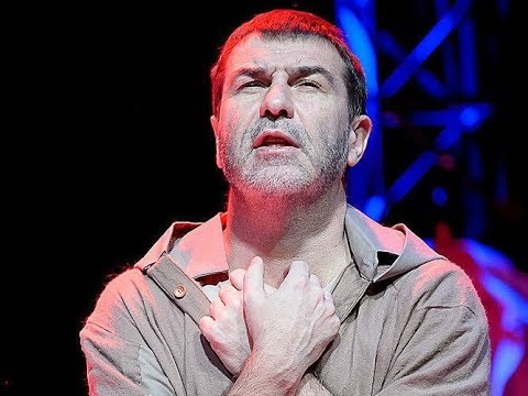 Видео: "Ты что, узурпировал право на жизнь, человек?"