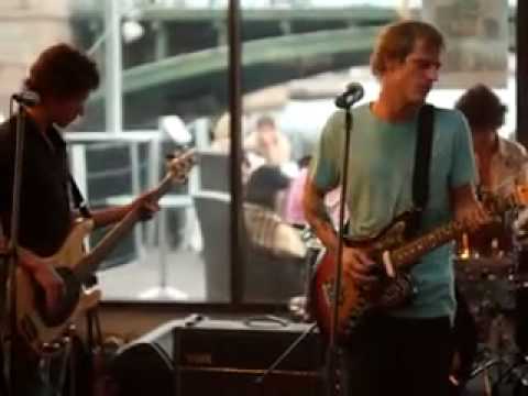 Видео: Сегодняночью - Холодна как лед