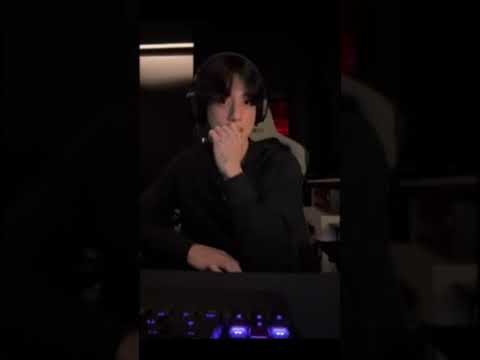 Видео: ЧОНГУК ТЕПЕРЬ СТРИМЕР #jungkook #jk #bts