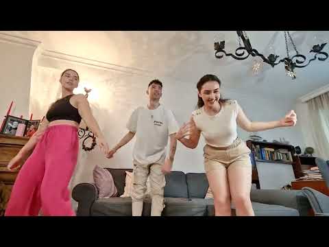 Видео: ТикТок предизвикателство между отбора на "Младите" и "Хубавите".   TikTok challenge.