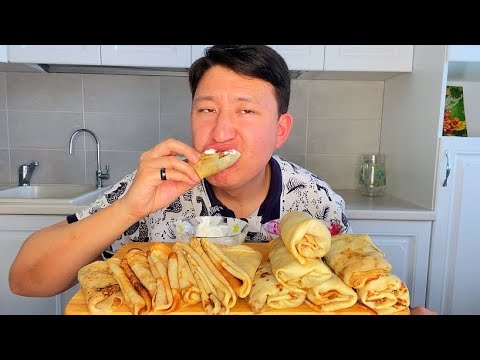 Видео: МУКБАНГ БЛИНЫ С МЯСОМ 🥞 И СМЕТАНОЙ MUKBANG PANCAKES WITH MEAT не ASMR