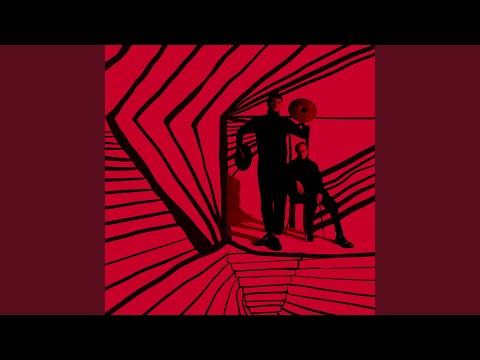 Видео: За школой