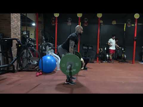 Видео: Румънска тяга / Barbell romanian deadlift
