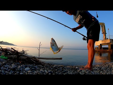 Видео: Рыбалка на ЧЁРНОМ море,в АБХАЗИИ.Первая рыбалка на море,первая поклёвка,первый морской КАРАСЬ.