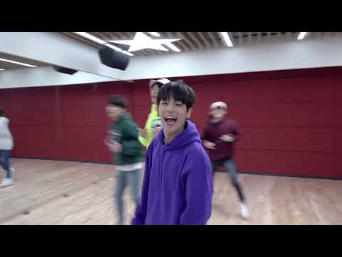 Видео: То, чего вы не замечали Dance Practice Stray Kids - Get Cool