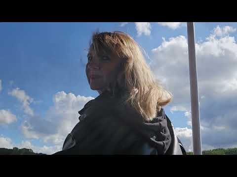 Видео: Зову тебя в нетронутое утро...