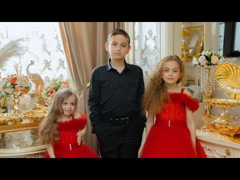 Видео: Таинство крещение Вячеслава, Эмилии, Афины 24 09 2024 г. Гомель