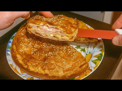 Видео: Быстрый завтрак или ужин — пирог из лаваша с колбасой и сыром!