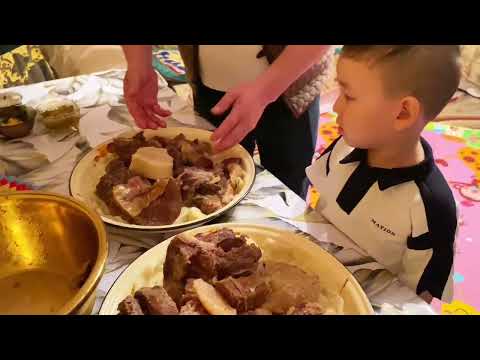 Видео: « Шебер әке,  өнерлі ана, еңбекқор бала»