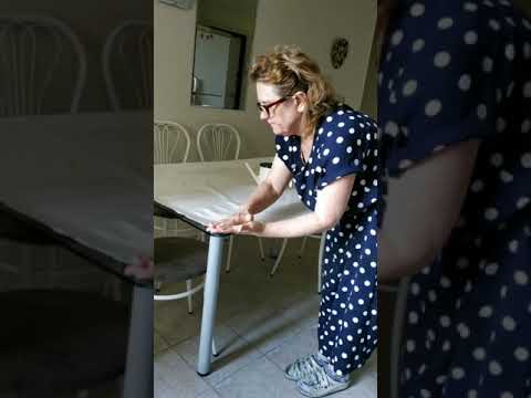 Видео: Обтягиваем планшеты акварельной бумагой.
