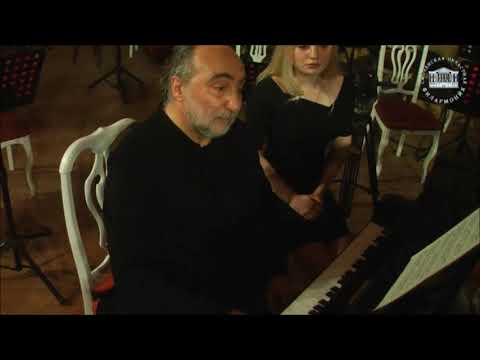 Видео: В.А. Моцарт - Фантазия для фортепиано ре минор KV 397. Версия последних тактов М. Аркадьева