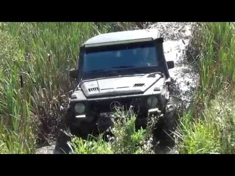 Видео: Мерседес Гелендваген и УАЗ на тотальном бездорожье