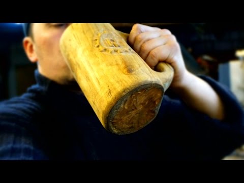 Видео: а simple way to make a mug made of wood