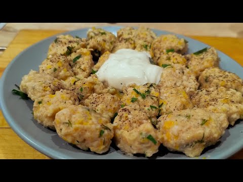 Видео: Нежные Куриные Клецки. Капуста Тушеная не Как Обычно. Салат с Квашеной Капустой. Рецепты ПП.