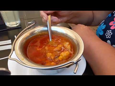 Видео: Два термальні бассейни в Берегове. Закарпаття і Жайворонок. Порівняння