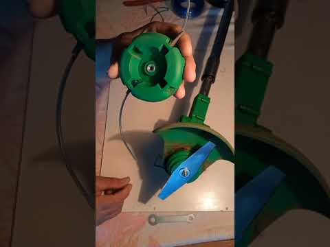 Видео: Аккумуляторный триммер zitrek, как косить леской.