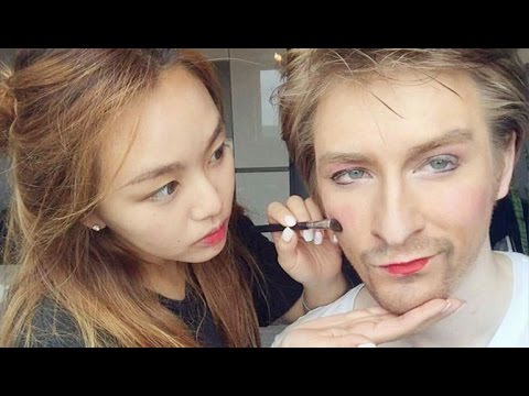 Видео: МЕСТЬ КЁНХИ! Кореянка делает русскому парню макияж. МАКИЯЖ ЧЕЛЛЕНДЖ-(Кyungha/Кёнха)