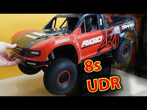 Видео: Изготовление Traxxas UDR 8 и установка разъемов XT90