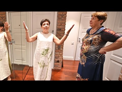 Видео: Мама и ЕЁ ПОДРУГА, У НАС В ГОСТЯХ! ЧТО ЖЕ СКАЖЕТ ЕЁ ПОДРУГА?